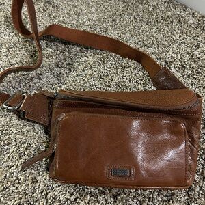 Spike & sparrow leather fanny pack/belt bag